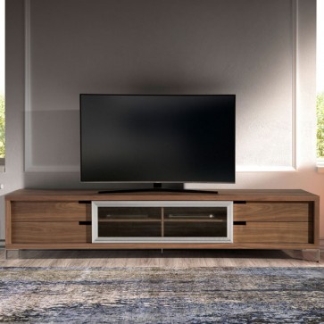 Mobile porta TV soggiorno con struttura in legno di noce naturale e vetro temperato, mobili credenza salone con gambe in acciaio inox cromato.