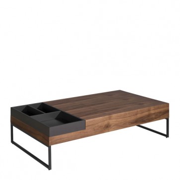 Tavolino soggiorno rettangolare dal design moderno realizzato in legno impiallacciato di noce naturale. Tavolini salone con gambe in acciaio inox verniciate.