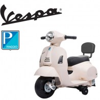Vespa elettrica bianca