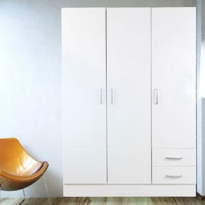 Armadio guardaroba cameretta in legno con tre ante e due cassetti. Armadi per camerette bianco con tripla anta e cassettiera, misure 119,5x46,5x184,5H cm.