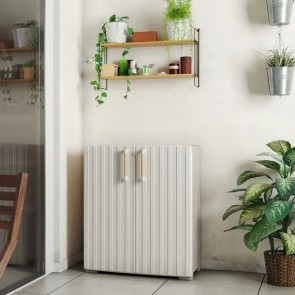 Armadio tuttopiani da esterno con 1 ripiano regolabile. Armadietto multiuso beige lavanderia, misure H98x80x45 cm.