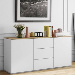 Credenza buffet TemaHome con 2 ante e 3 cassetti bianchi. Mobile Tv bianca con top rovere, ideale in cucina e soggiorno