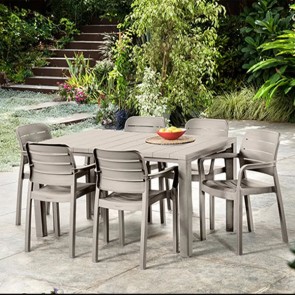 Tavolo da giardino cappuccino in resina antiurto, tavoli da esterno per balconi e terrazzi. 
