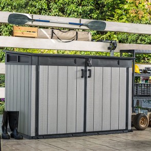 Armadio Keter da terrazzo e balcone in duotech. Box porta attrezzi ideale per riporre attrezzatura e per qualsiasi esigenza in giardino.