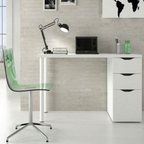 Scrivania ufficio bianca con due cassetti e un'anta. Scrivanie porta pc per ragazzi complete di cassettiera in legno, ideale per arredare camerette e studio.