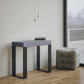 Tavolo consolle Tecno antracite allungabile fino a 300 cm. Tavoli consolle allungabili con telaio grigio e cinque allunghe.