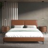 Letto in similpelle marrone