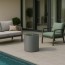 Tavolino per esterno con piano in vetro. Tavolini design in polietilene colorato, ideale anche come sgabello per giardino di casa.